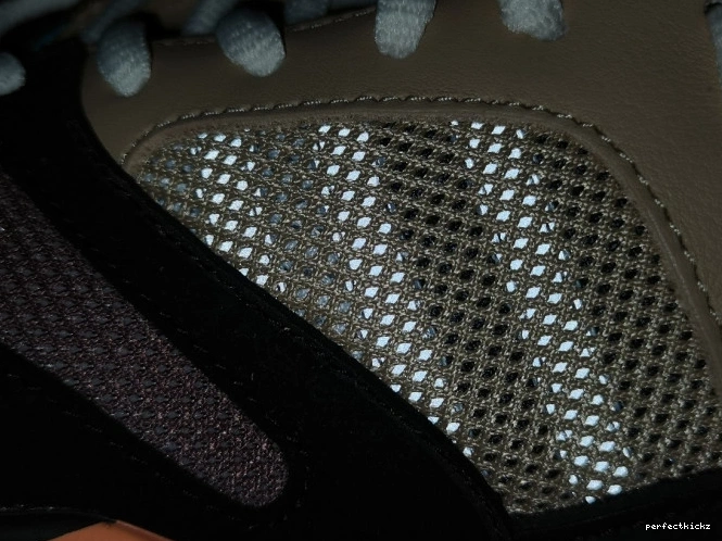 GW0297 Yeezy Boost Amber Enflame Adidas 700 0824